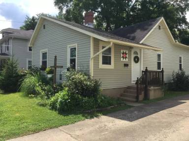 Main picture of 85 Sunnyside Dr