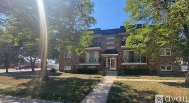 Main picture of 5200 W 87th St