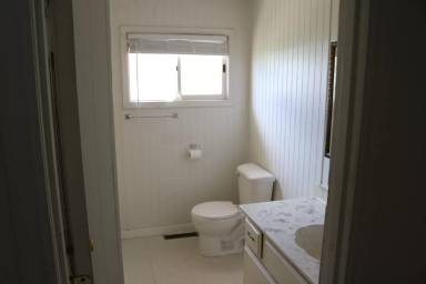 Main picture of 357 W 300 N