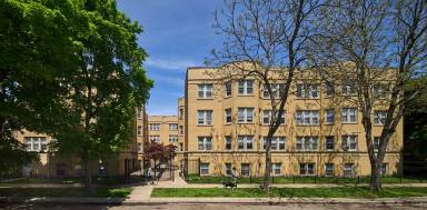 Main picture of 1754 W North Shore Ave