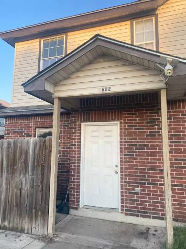 Main picture of 7622 Windsor Oaks