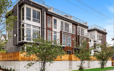 Main picture of 1704 E Marion St