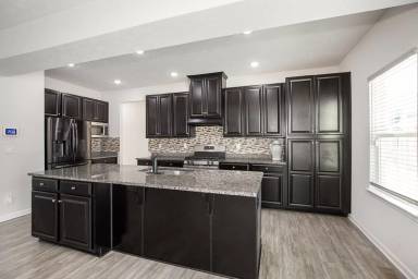 Main picture of 9260 Preserve Way