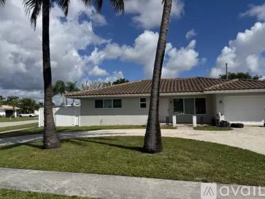 Main picture of 580 NW 13th Dr
