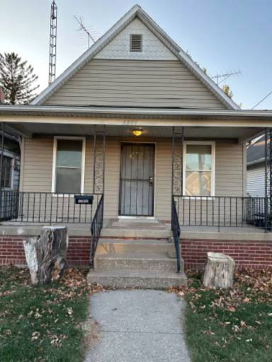 Main picture of 3309 Elm St
