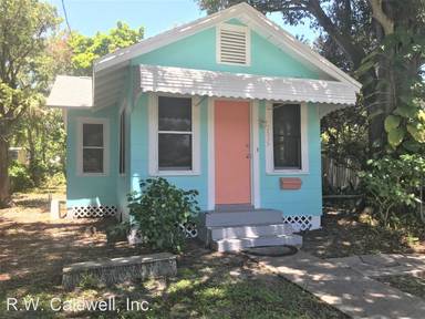 Main picture of 2535 44th St S