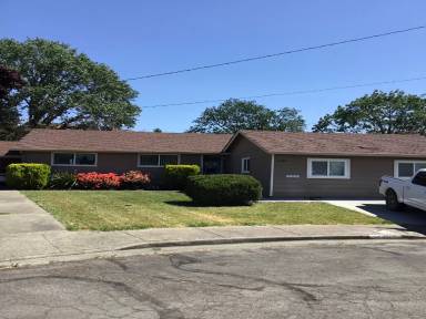 Main picture of 2409 Pomo Ct