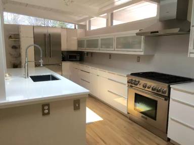 Main picture of 1368 S Edison Way