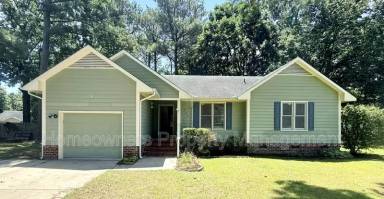 Main picture of 146 Greentree Dr