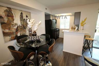 Main picture of 1300 Spyglass Dr