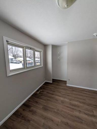 Main picture of 1720 Brookwood Dr
