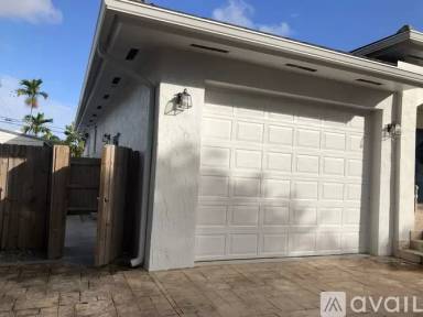 Main picture of 7445 SW 37th St