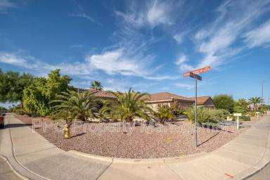 Main picture of 16536 W Rock Springs Ln
