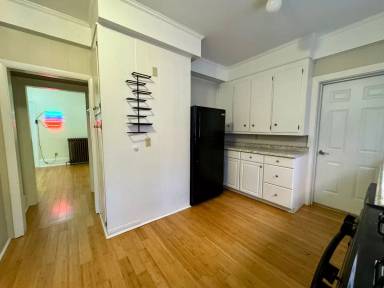 Main picture of 76 India St