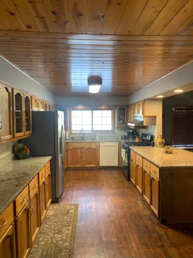 Main picture of 1249 W Apache Ln