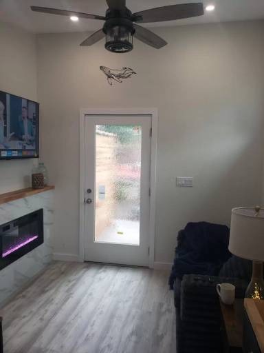 Main picture of 1332 Sandia Ave
