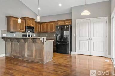 Main picture of 11141 S Woodsonia Dr