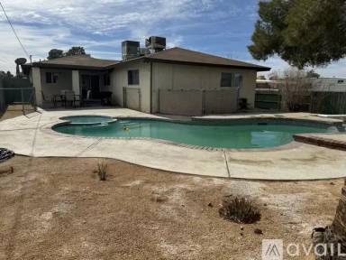 Main picture of 644 W Joyner Ave