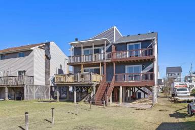 Main picture of 735 W Ocean View Ave