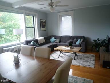 Main picture of 1080 Beacon St