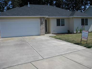 Main picture of 976 Clarmount St NW
