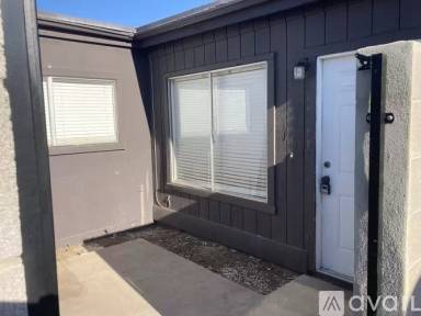 Main picture of 1309 W 5th St