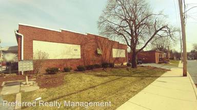 Main picture of 133 N Poplar St