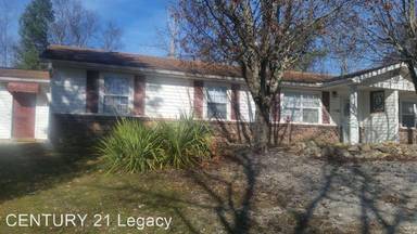 Main picture of 120 Jerry Cardin Ln