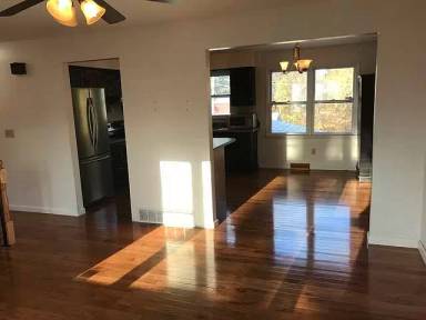 Main picture of 50 Greenway S