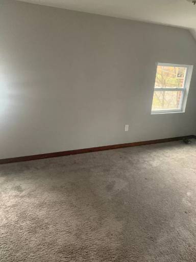 Main picture of 1709 Doyle St