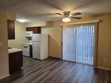 Main picture of 20-32 Church St