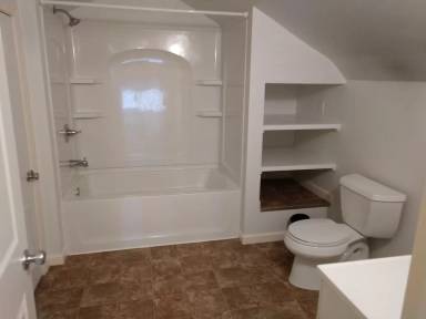 Main picture of 3358 W Lake Rd