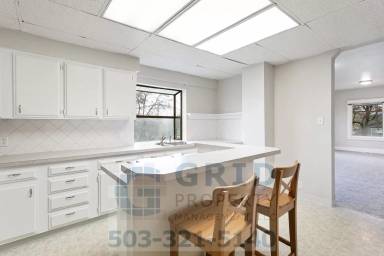 Main picture of 9339 N Oswego Ave