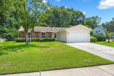 Main picture of 109 Trestlewood Dr