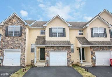 Main picture of 23 Prince Dr