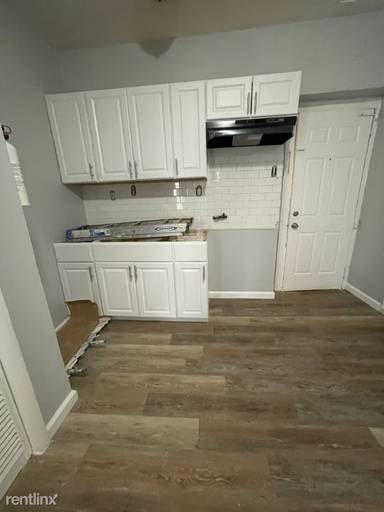 Main picture of 391 Avenue C