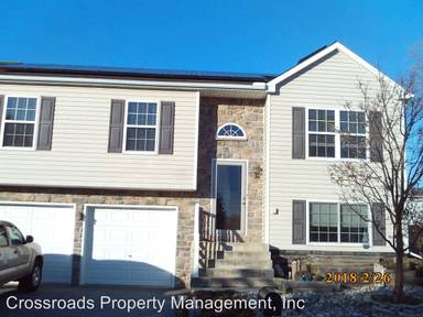Main picture of 831 Water St