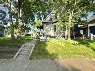 Main picture of 2919 S Harrison St