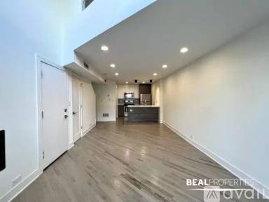 Main picture of 954 W Grace St