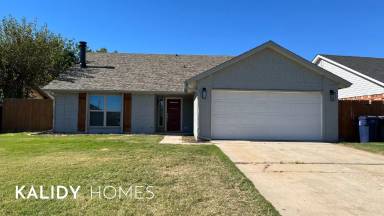 Main picture of 609 Westridge Dr