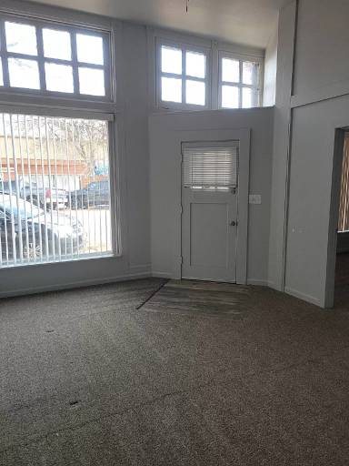 Main picture of 120 S Pikes Peak Ave