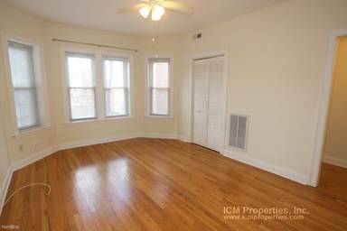 Main picture of 4808 N Paulina St