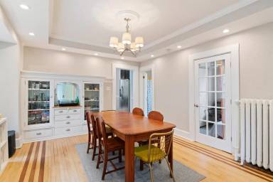 Main picture of 3015 N Booth St