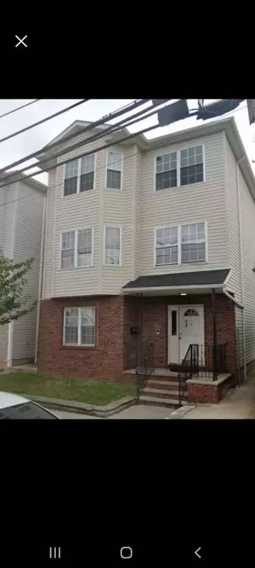 Main picture of 239 1st St