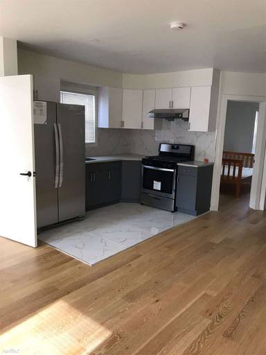 Main picture of 3509 215th St