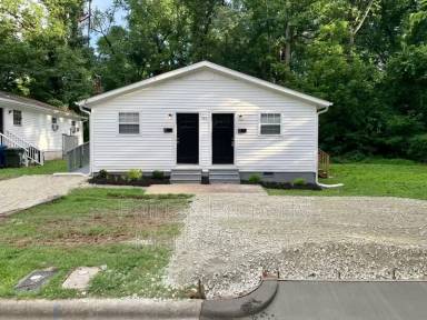 Main picture of 1120 Elmo St