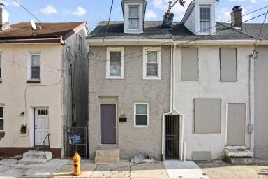 Main picture of 340 E Mechanic St