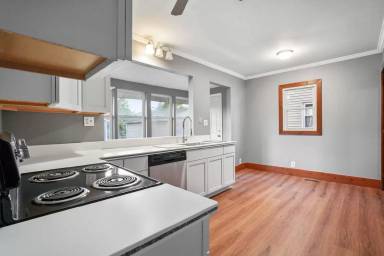 Main picture of 112 Linden Ave