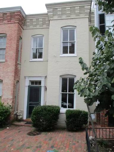 Main picture of 1226 28th St NW