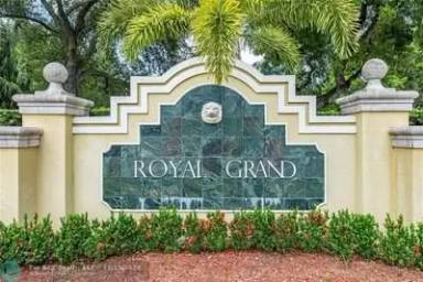 Main picture of Royal Grand